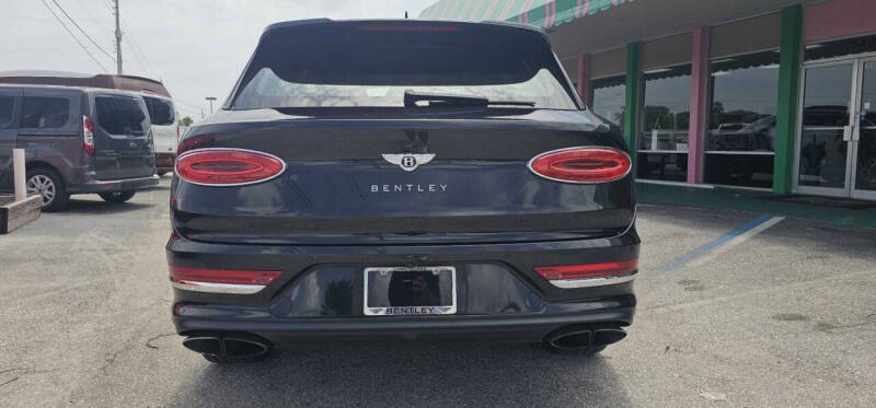 2023 Bentley Bentayga