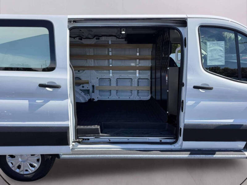 2025 Ford Transit