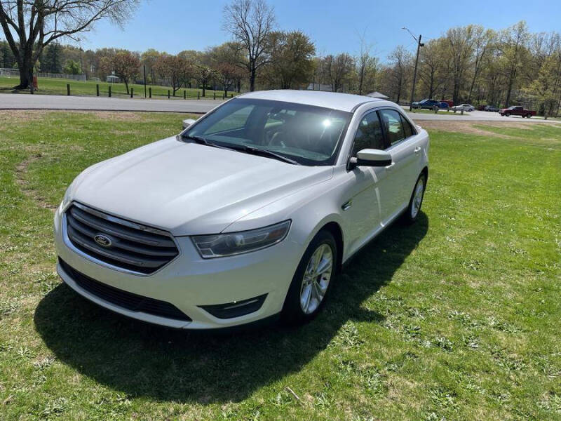 2014 Ford Taurus SEL