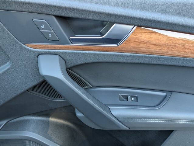 2024 Audi Q5 e quattro S line Prem Pl 55 TFSI