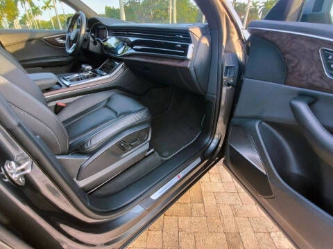 2019 Audi Q8 quattro Prestige 55 TFSI