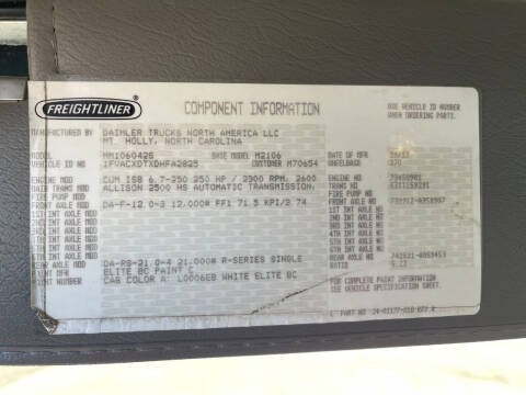 2013 Freightliner Business class M2