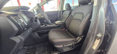 2024 Nissan Pathfinder S