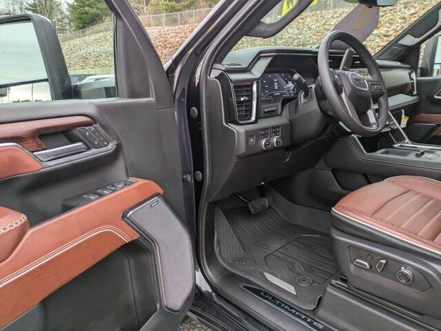 2024 GMC Sierra 3500HD