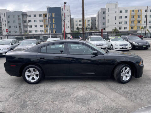 2011 Dodge Charger SE
