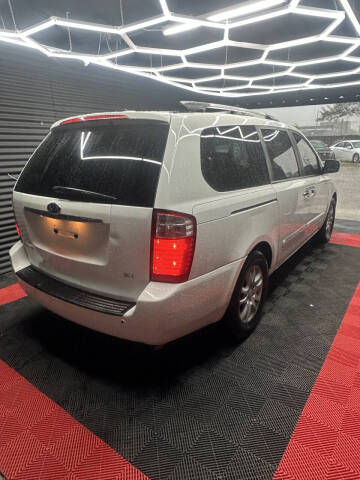 2010 Kia Sedona EX