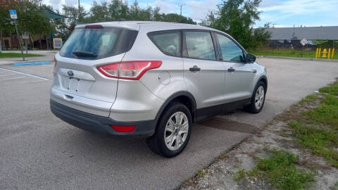 2015 Ford Escape S