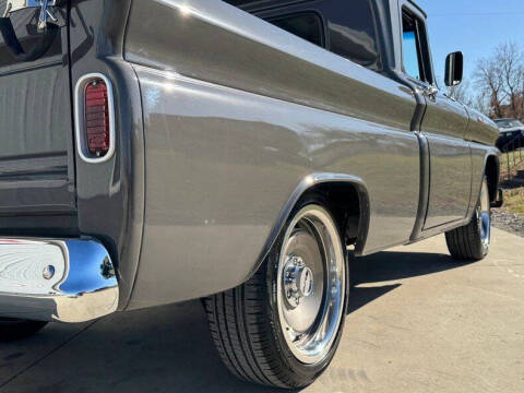 1961 Chevrolet Apache