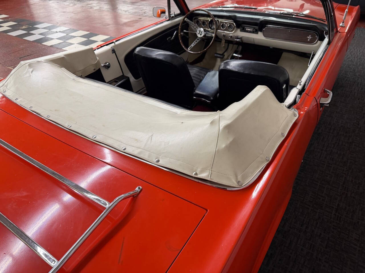1966 Ford Mustang 30