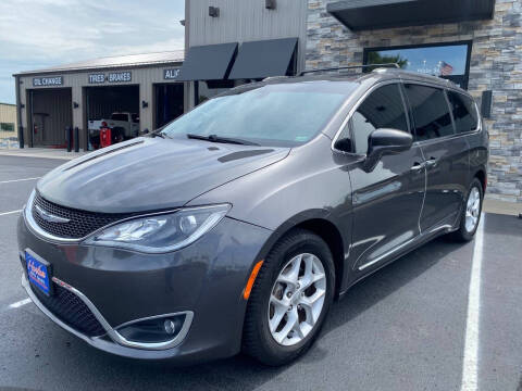 2018 Chrysler Pacifica Touring L