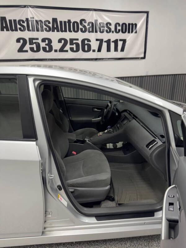 2011 Toyota Prius One