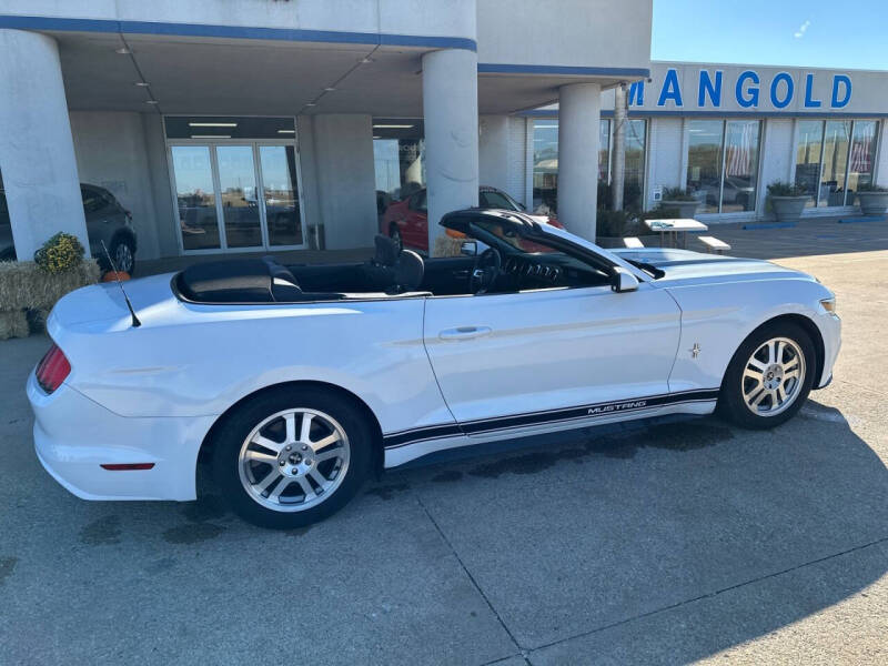 2016 Ford Mustang V6