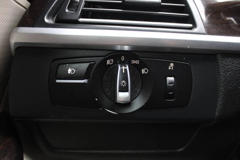 2012 BMW 6 Series 650i