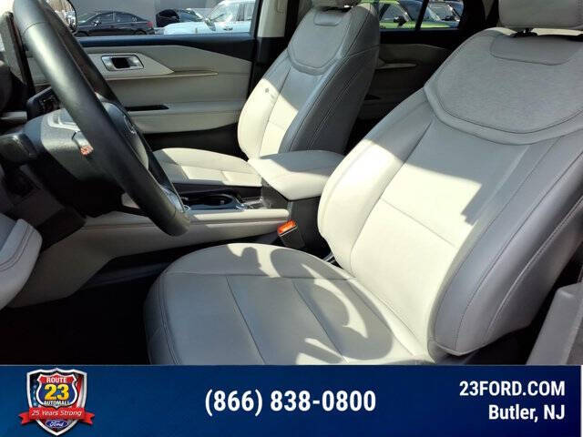 2025 Ford Explorer Active