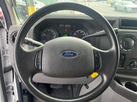 2014 Ford E-Series E-250