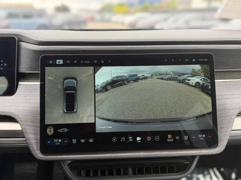 2025 Rivian R1S