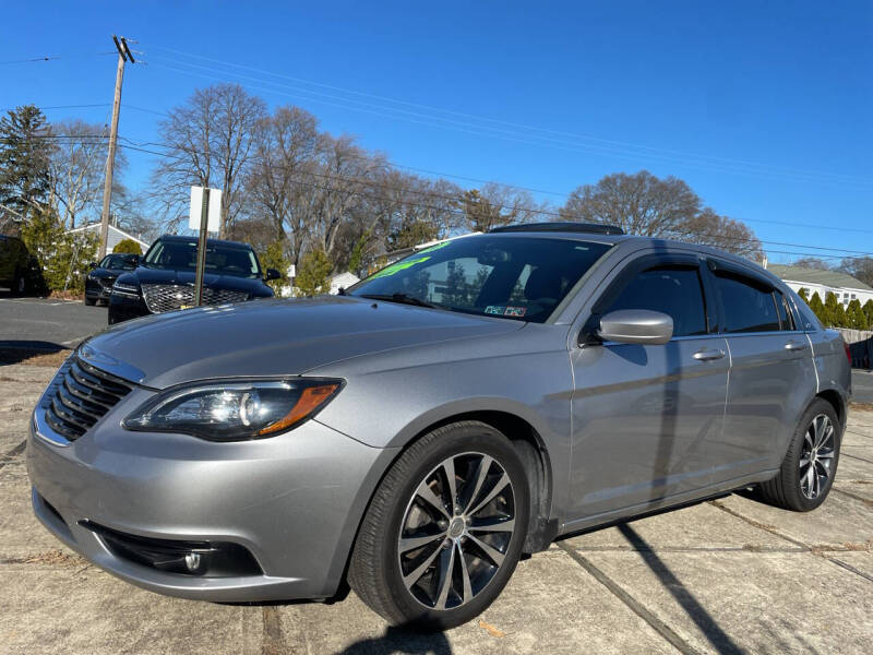 2014 Chrysler 200 Limited photo 5