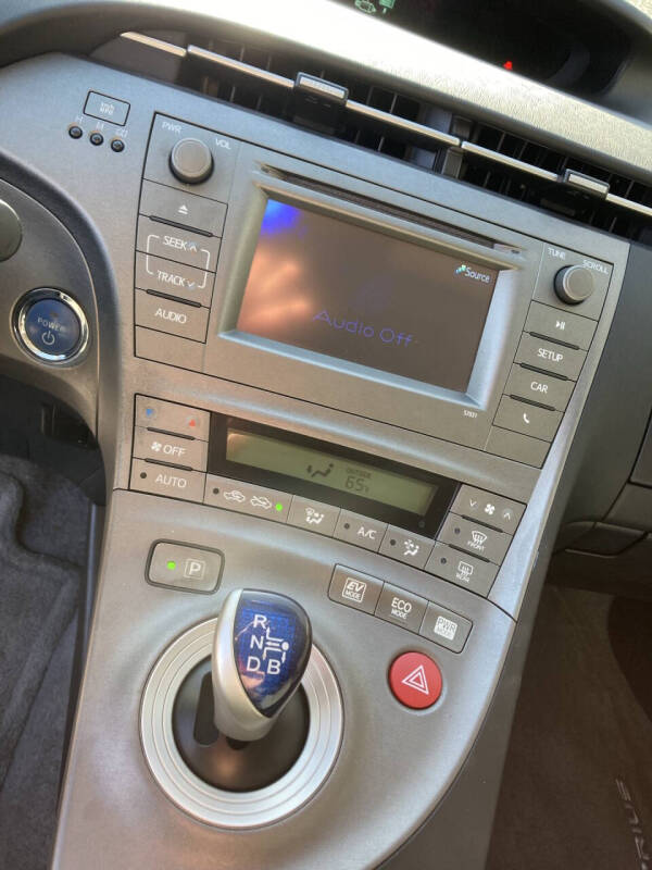 2015 Toyota Prius Two