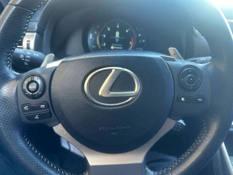 2015 Lexus IS 250 Crafted Line