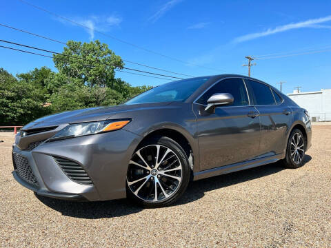 2019 Toyota Camry for sale at DFW Auto Provider in Haltom City TX