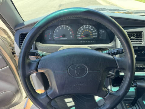2000 Toyota 4Runner SR5