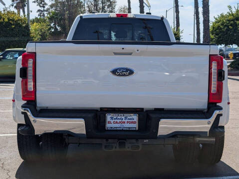 2025 Ford F-350 Super Duty Lariat