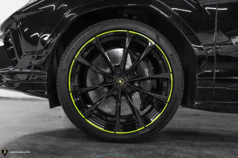 2024 Lamborghini Urus S