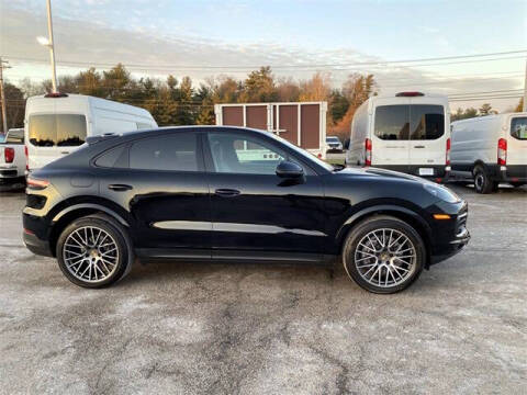 2022 Porsche Cayenne Coupe Platinum Edition