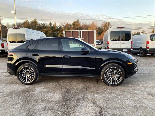 2022 Porsche Cayenne Coupe Platinum Edition