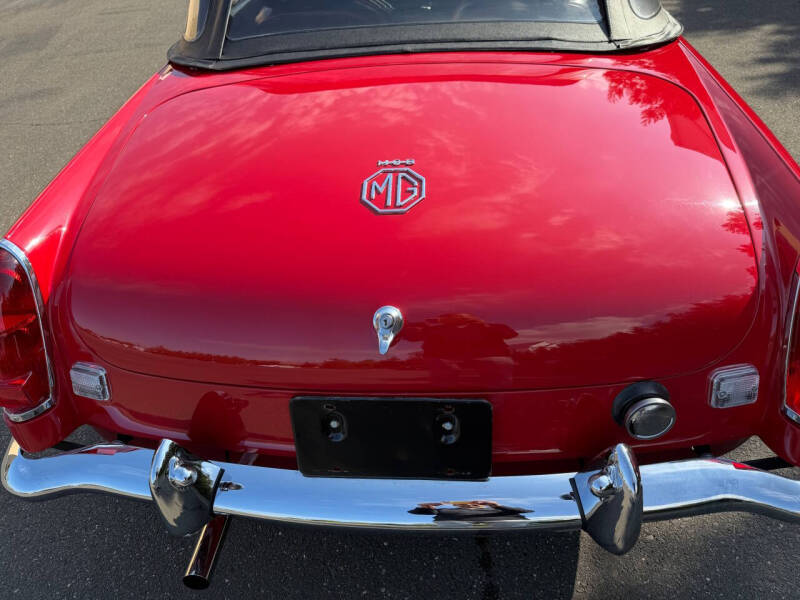 1969 MG B