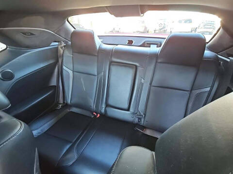 2015 Dodge Challenger SXT Plus