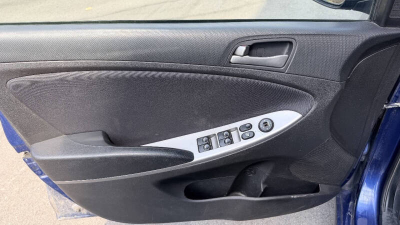 2017 Hyundai Accent Sport