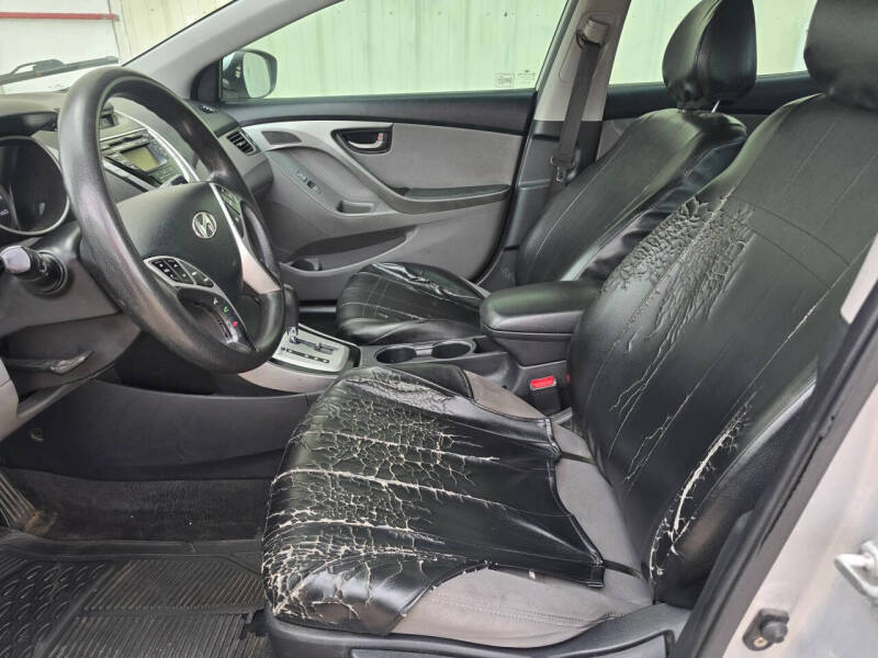 2012 Hyundai Elantra