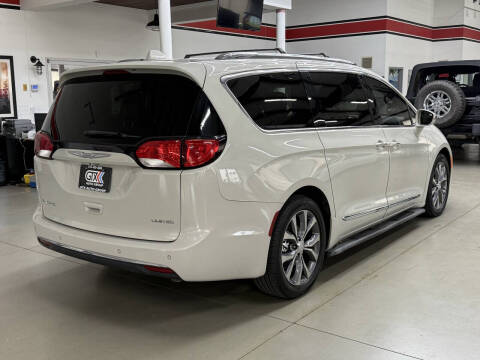 2017 Chrysler Pacifica Limited