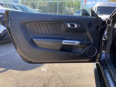 2023 Ford Mustang EcoBoost Premium