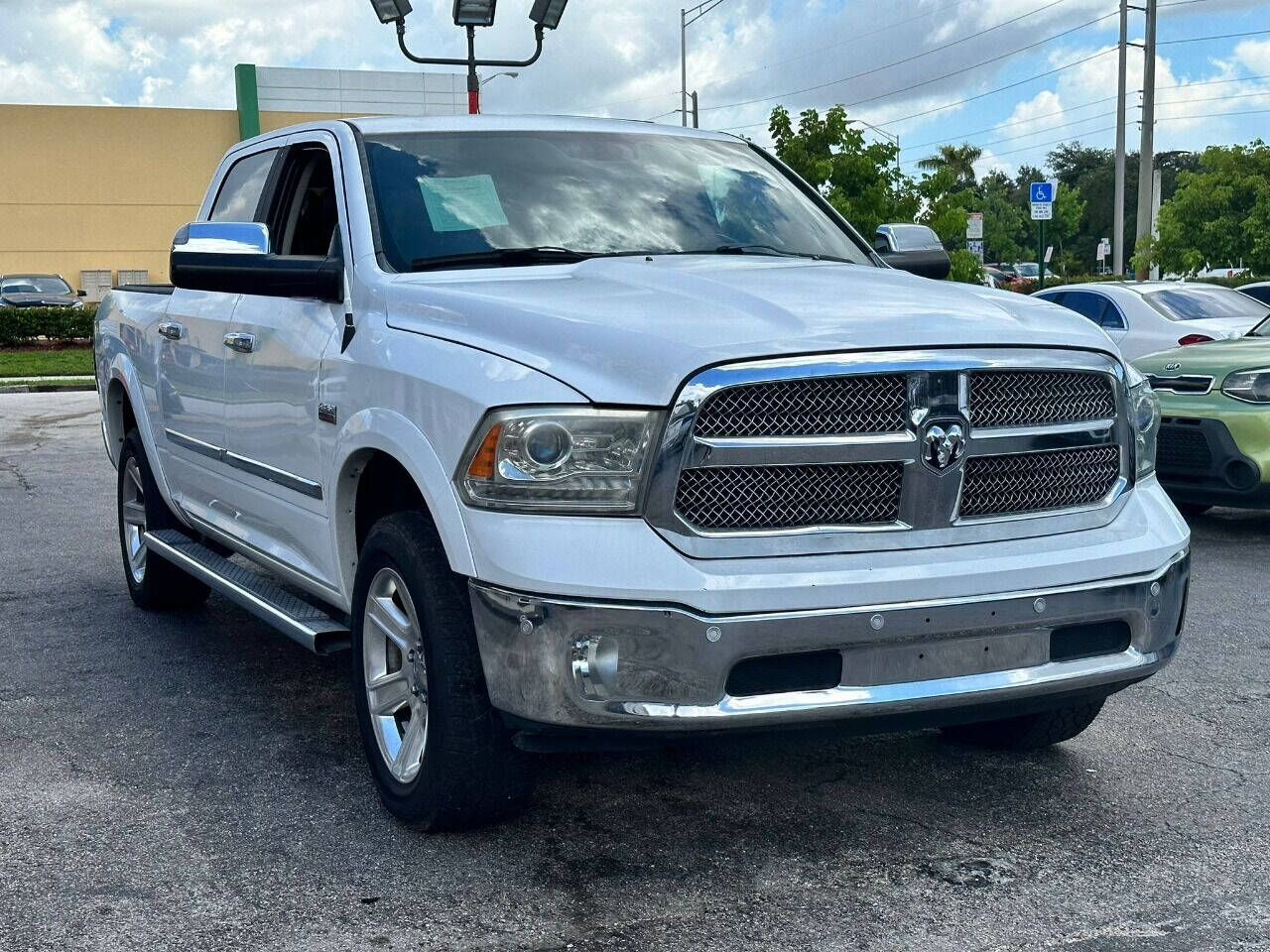 2015 RAM 1500 Pickup - $30,995