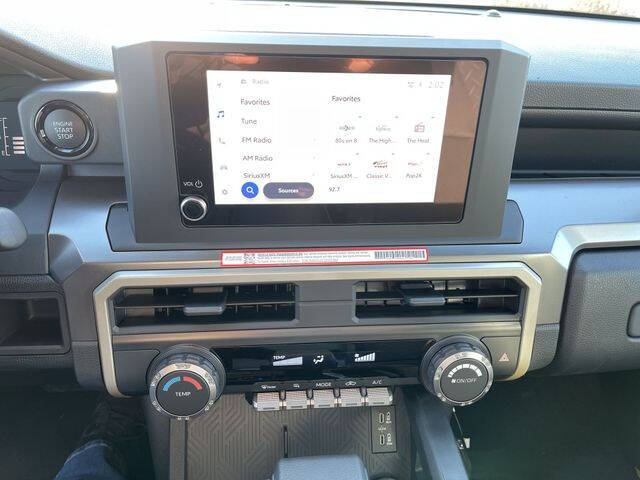 2025 Toyota Tacoma SR5