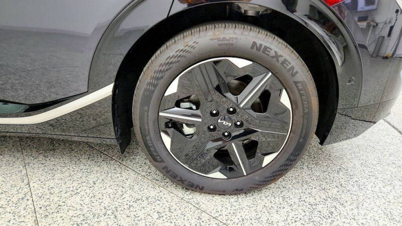 2025 Kia EV6 Wind
