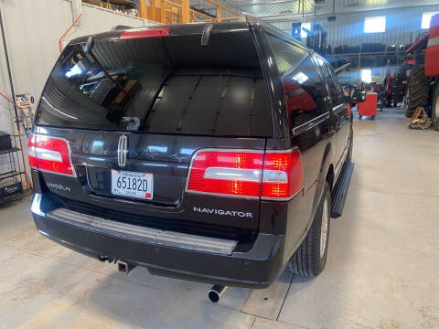 2011 Lincoln Navigator L