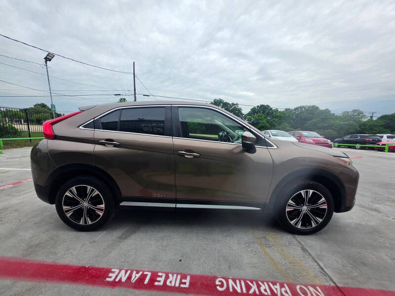 2019 Mitsubishi Eclipse Cross SE