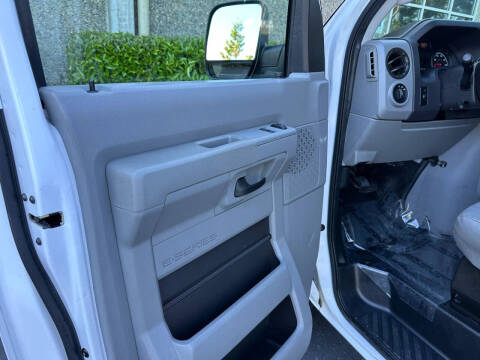 2011 Ford E-Series E-150