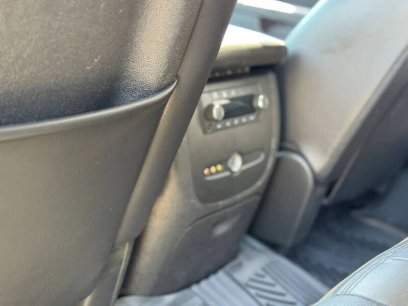 2011 Chevrolet Suburban LT