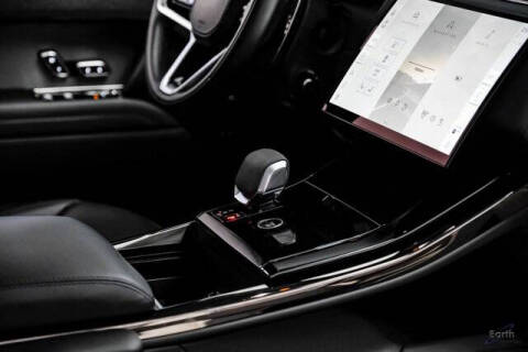 2024 Land Rover Range Rover Sport P360 SE