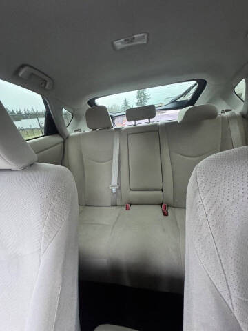 2012 Toyota Prius Three