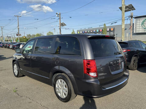 2019 Dodge Grand Caravan SE