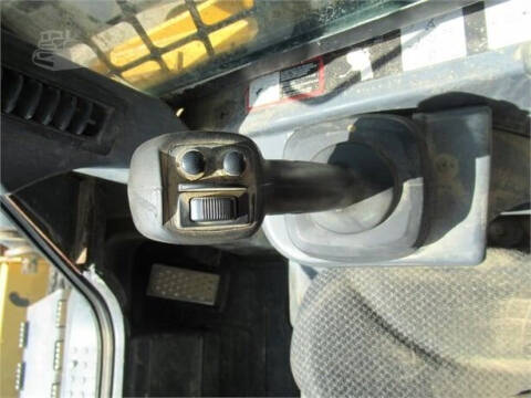 2011 John Deere 329D