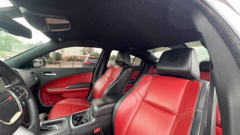 2015 Dodge Charger SXT