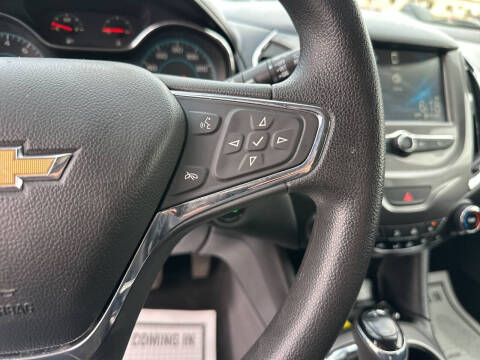 2017 Chevrolet Cruze LT Auto