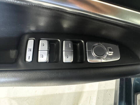2025 Genesis G70