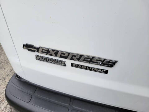 2016 Chevrolet Express 2500